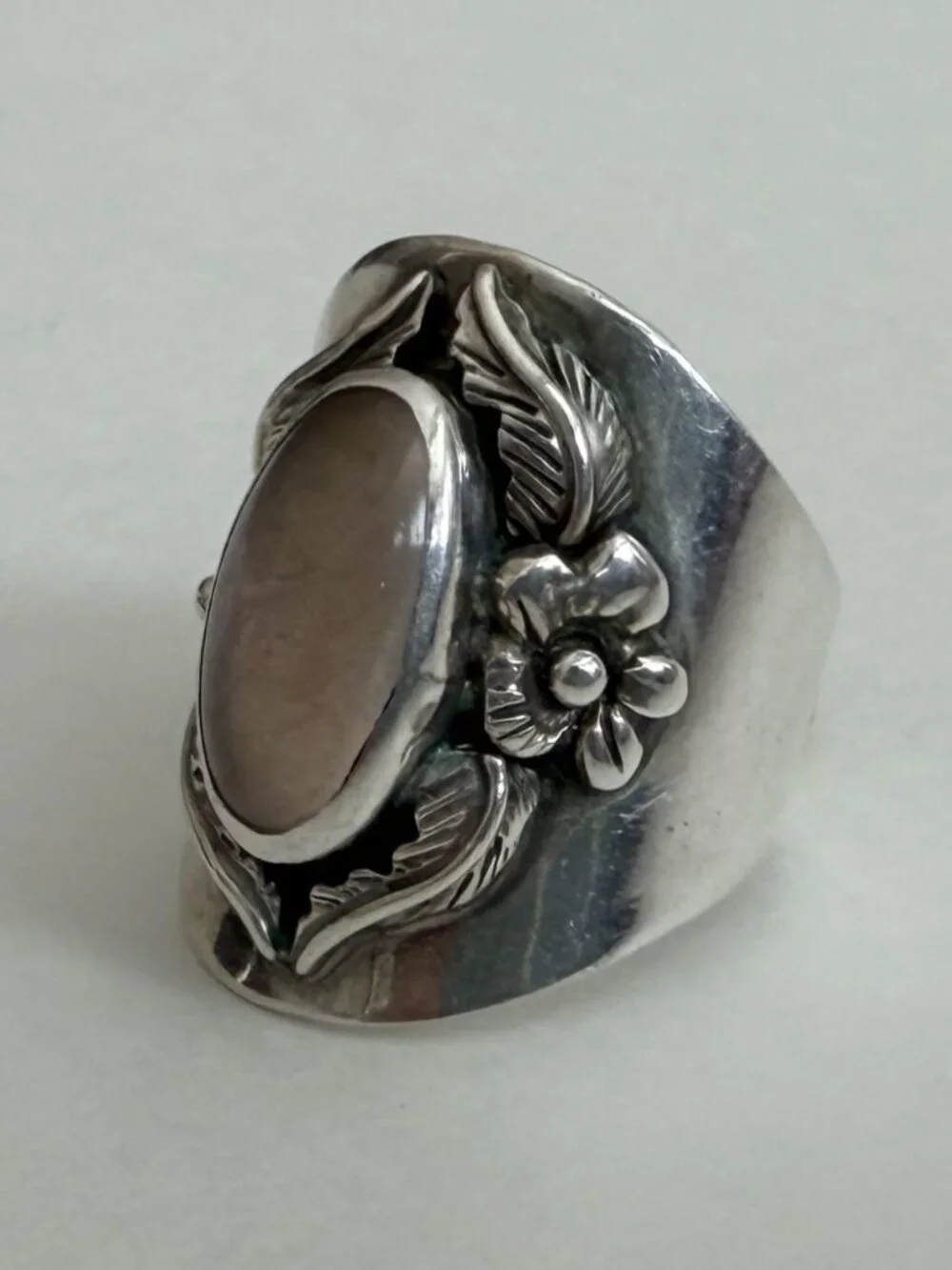 Vintage 1985 CAROL FELLEY 925 Sterling Ring w rose quartz stone Southwest design